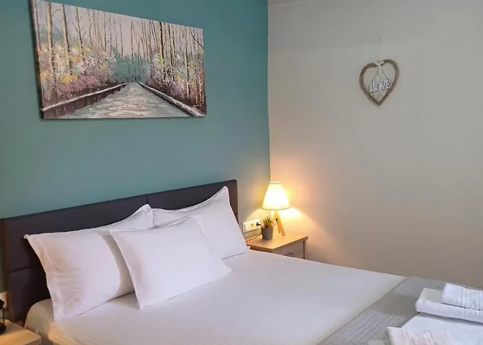 Panthea * Theologos (Thasos)