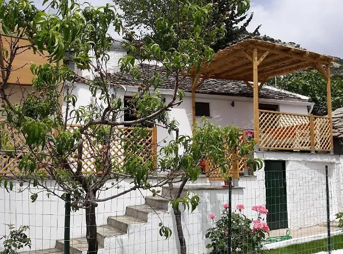 Apartament Panthea *